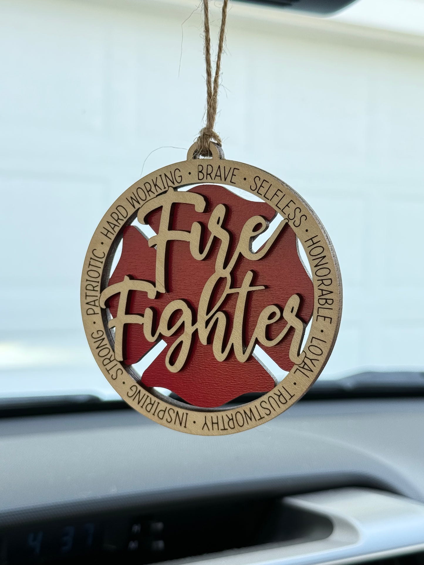 🔥 Firefighter Car Charm – Layered Wood Design